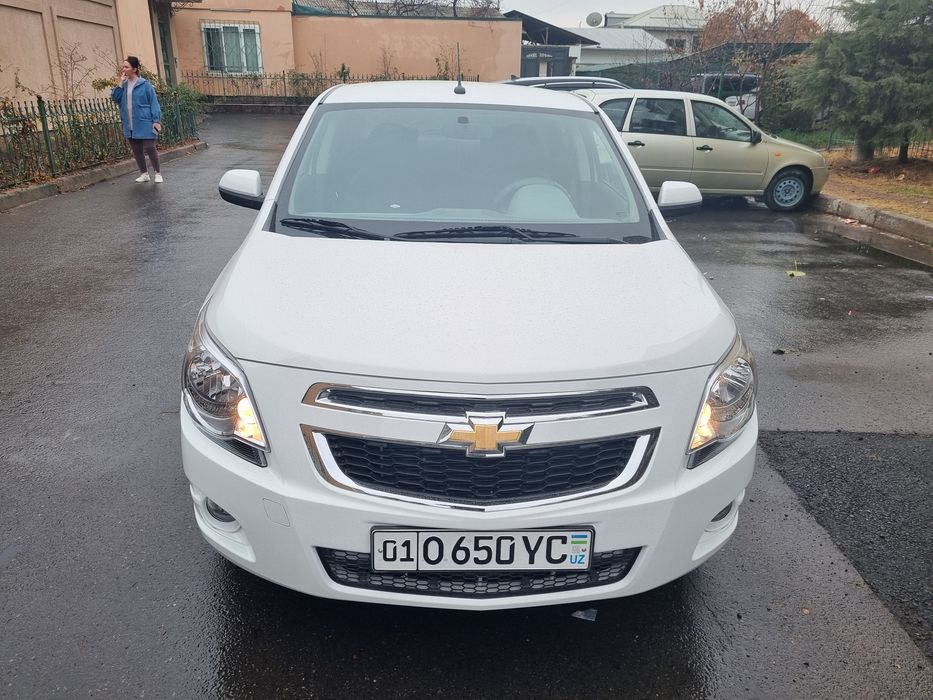 Продам свой Кобальт автомат