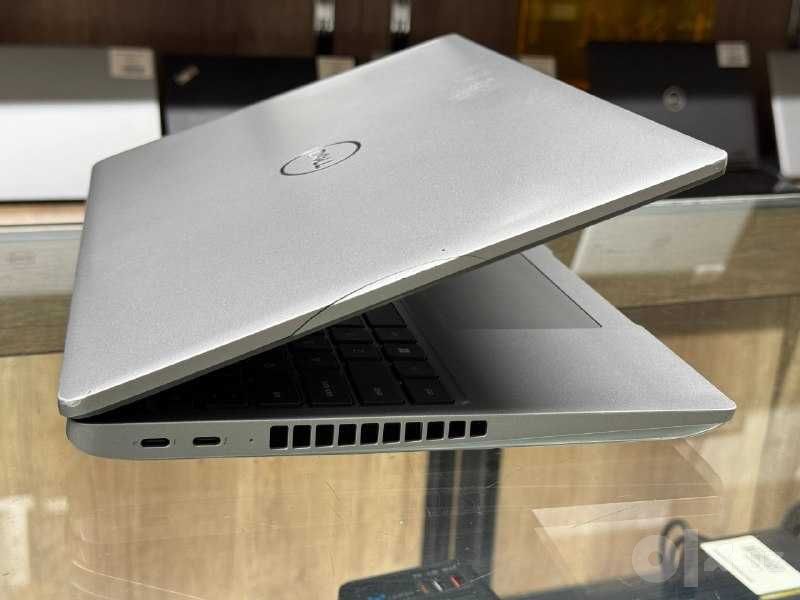 DELL Precision 3581 Core i7-13800H RTX A1000 6Gb ram 16 ssd 512
