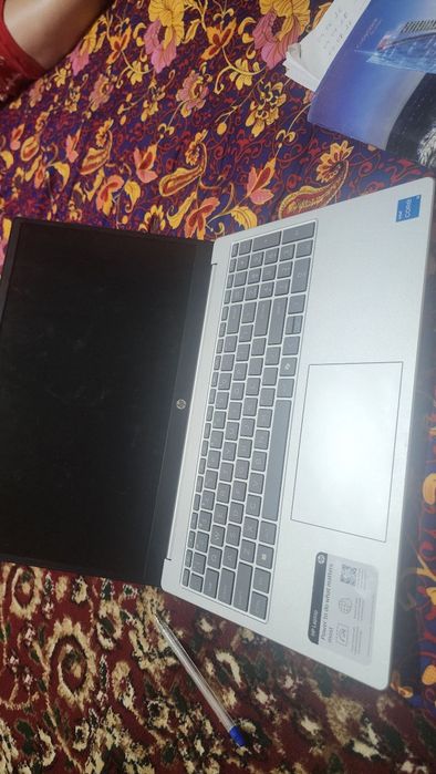 Yangi HP notebook sotiladi