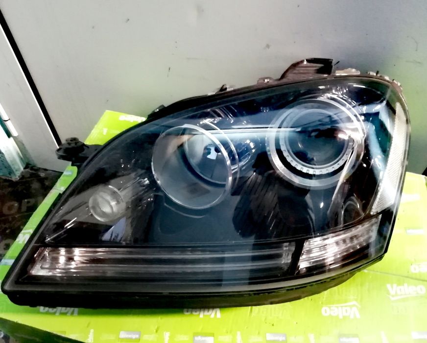 Фар фарове за Mercedes ML W164 / Мерцедес МЛ W164 Black Edition.