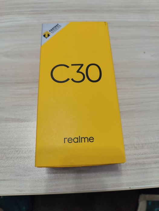Телефон Realme C30