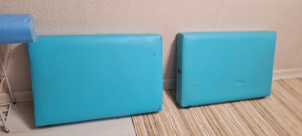 Продам кушетки 2шт