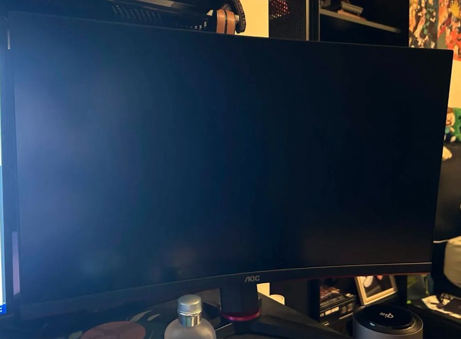 Vand monitor curbat 27 inch