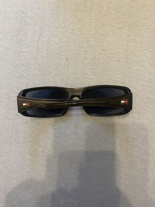 Tommy Hilfiger очила