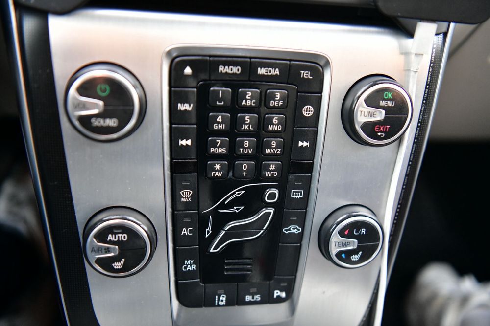 Volvo v40 OCEAN RACE