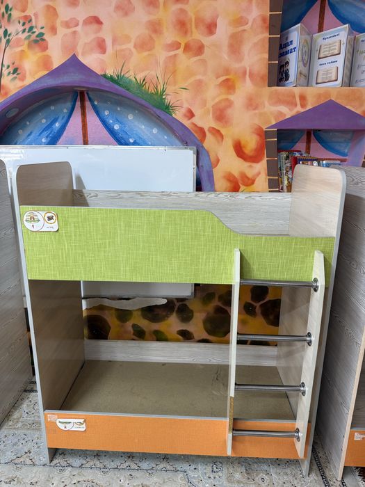 Двухярусная кровать