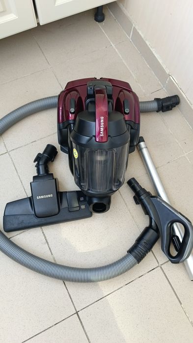 Пылесос Samsung 2100w