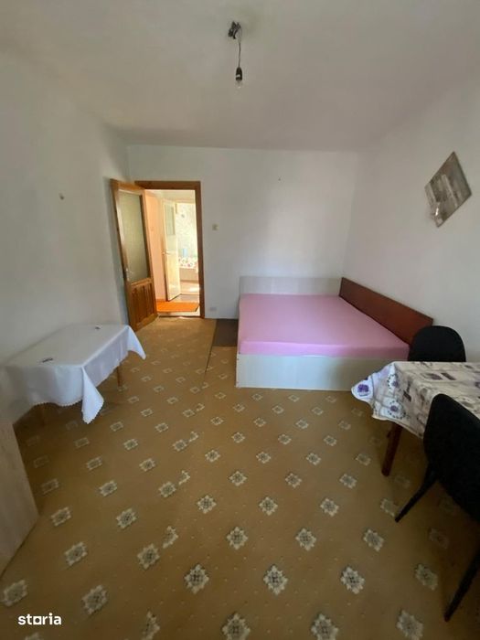 Apartament cu 3 camere decomandate, G. Enescu
