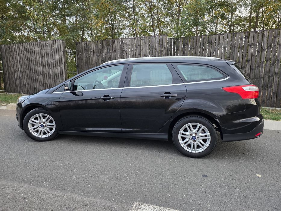 Ford Focus Titanium - Ireproșabil