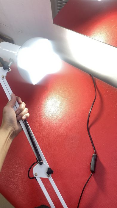 Продам лампу 3.000