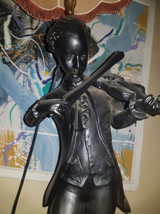 Veioză muzician din lemn