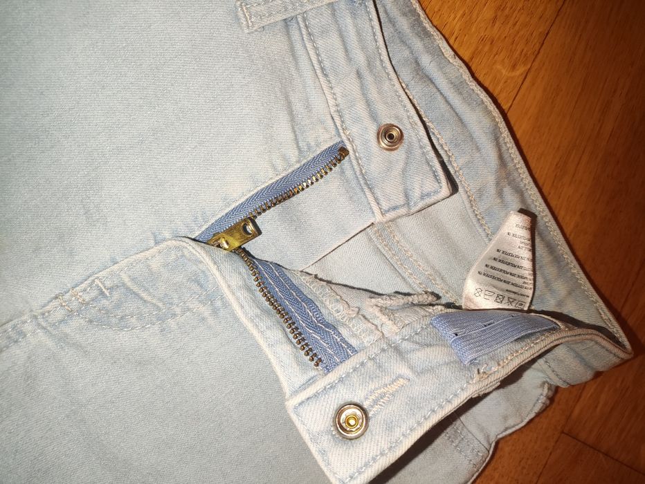 Продам шорты на девочку