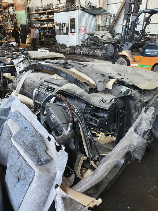 Тойота Лексус запчасть