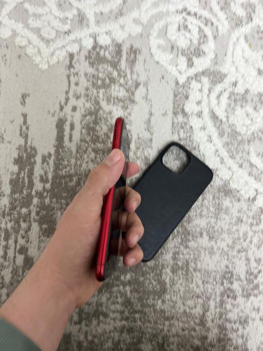 Продам Айфон Хр в отличном состаяние