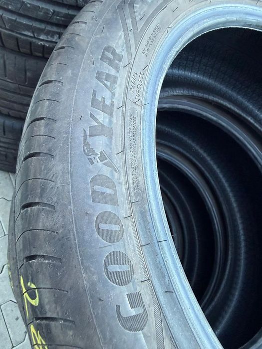 285 45 r22 goodyear vara