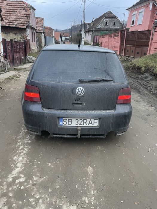 Vand bara spate+ faruri cu angel eyes golf 4