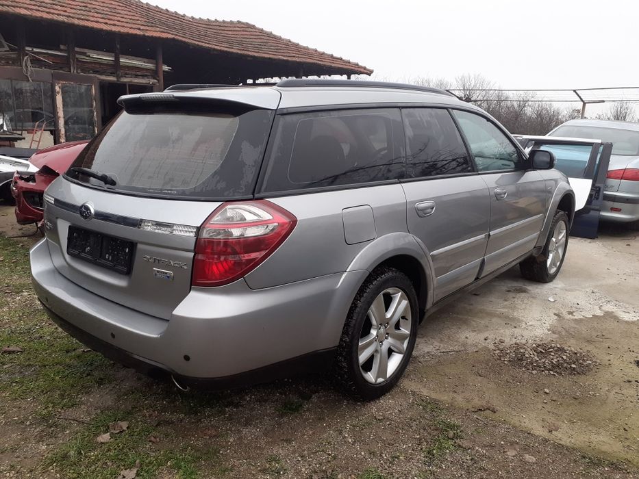 Субару Аутбег на части