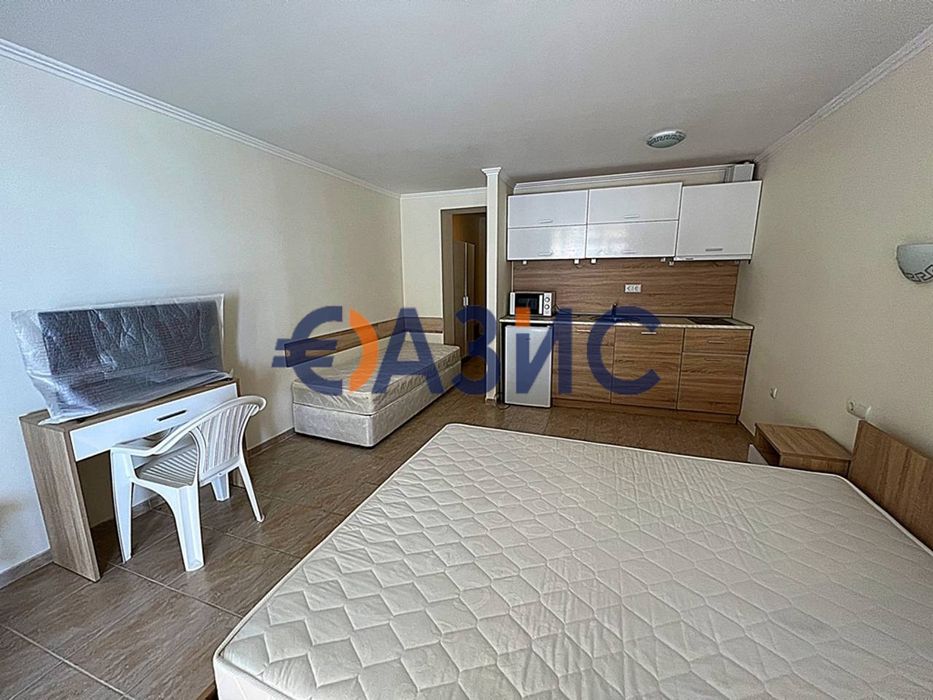 Продава се Едностаен апартамент в к.к. Елените - 60 кв.м за 829 €/кв.м - Снимка #4