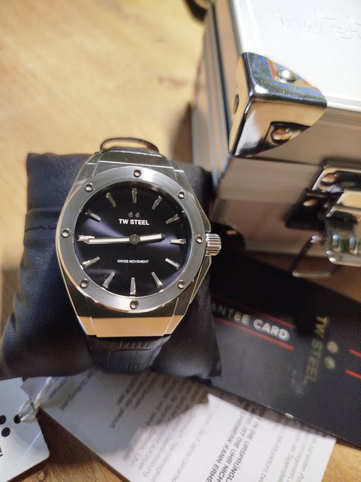 TW Steel дамски часовник Swiss movement