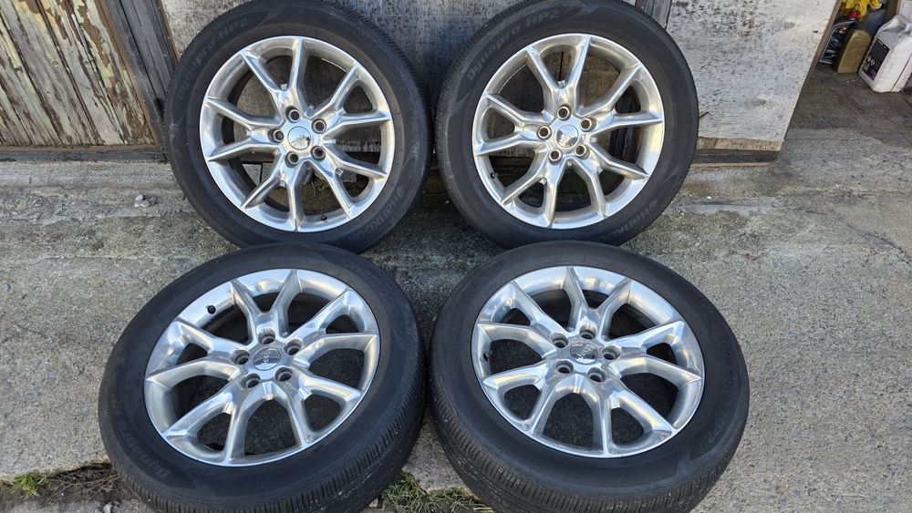 Оригинални 20" Jeep Grand Cherokee 5x127 8j ET56.40