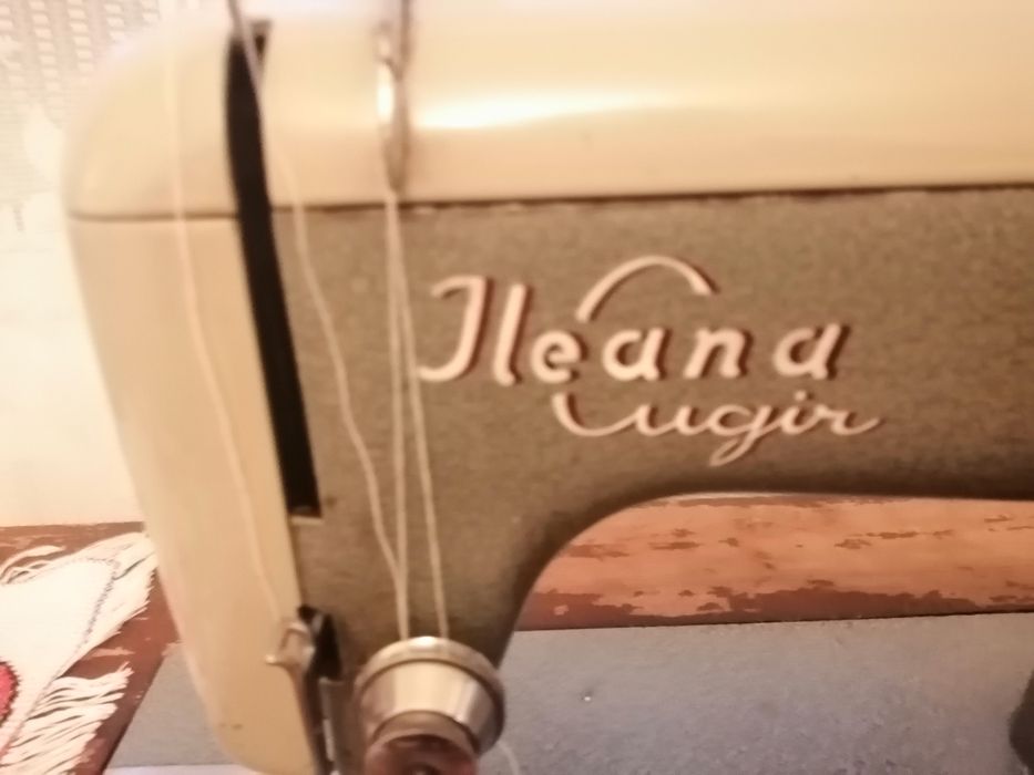 Mașină de cusut Ileana