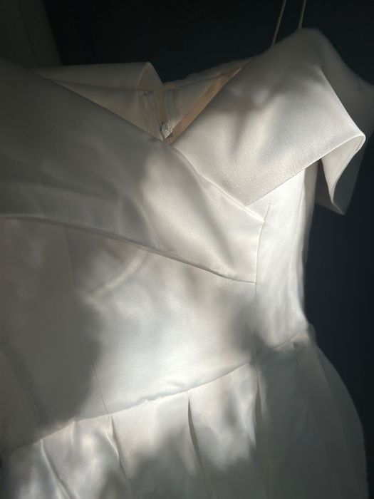 Rochie de mireasa noua