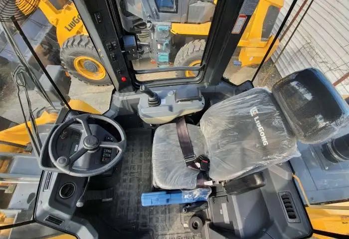 Рассрочка. Фронтальный Погрузчик Liugong 835H