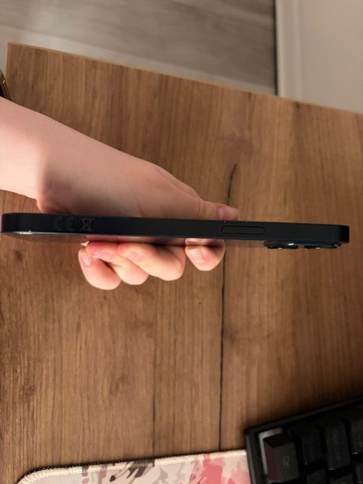 Iphone 13 de 256 impecabil