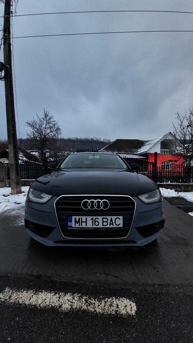 Vând Audi a4b8.5