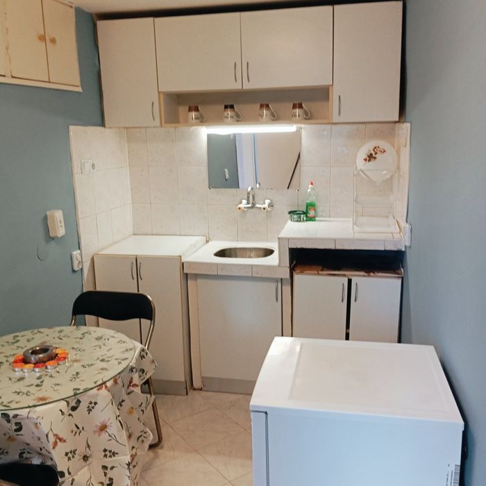 Дава се под наем Едностаен апартамент в Плевен, Мара Денчева - 30 кв.м за 178.5 € - Снимка #8