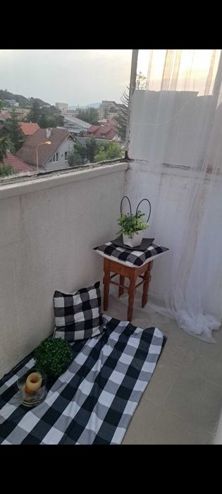 Inchiriez appartement strada Baba Novac
