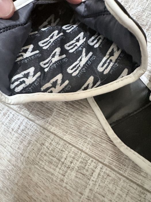 Боксови ръкавици-SZ Fighter