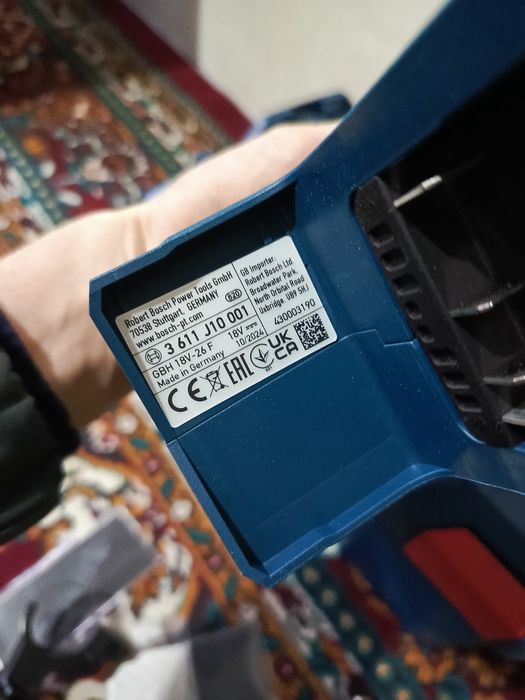 Перфоратор Bosch GBH 18v-26f с семный потрогом оригинал Германия .