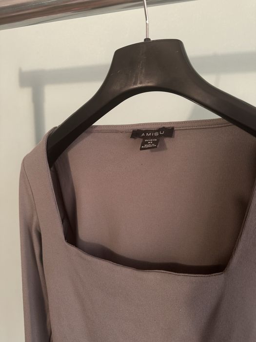 Кроп топ блузки с дълъг ръкав