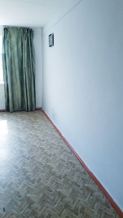 Продаётся квартира районе титове  40 кв м