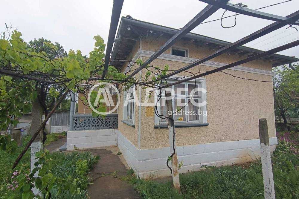 Продава се Къща в Завет - 100 кв.м за 306 €/кв.м - Снимка #1