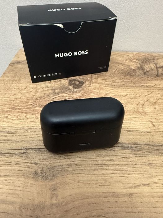 Безпроводные TWS наушники HugoBoss