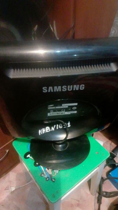 Мониторы в рабочим состоянии