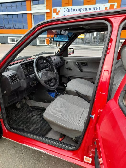 Машина Фольксваген