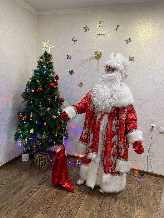 Прокат костюмов Деда Мороза и Снегурочки !