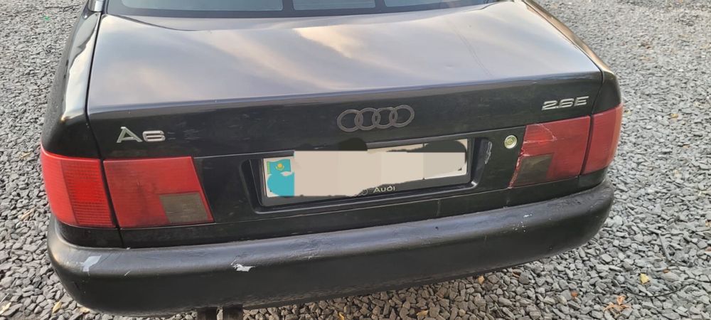Продам Audi A6 C4