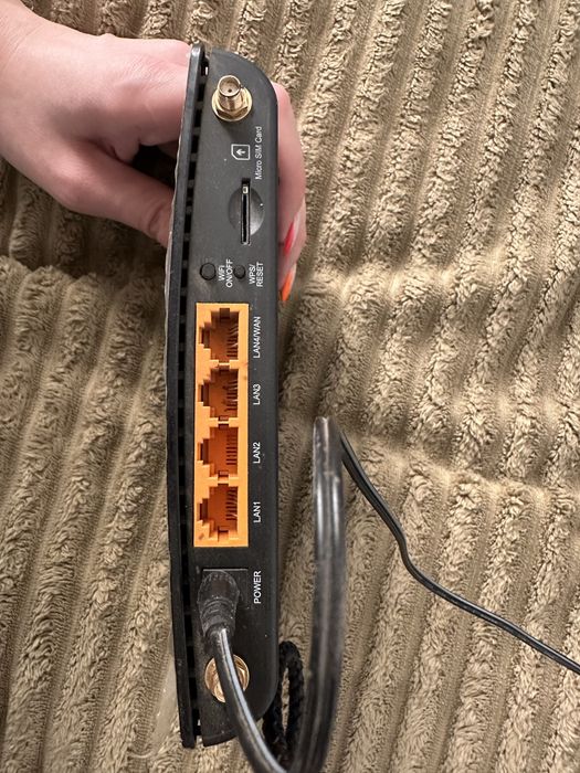 Продам роутер tp link
