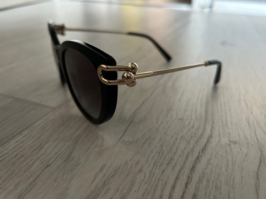 Слънчеви очила на италианската марка TIFAANY&Co.