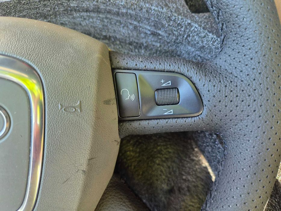 Волан с airbag за Audi A4 B8