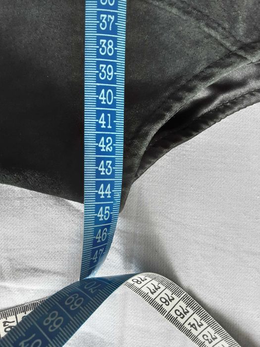 Елек "Pescara", нов , естествена кожа-велур.