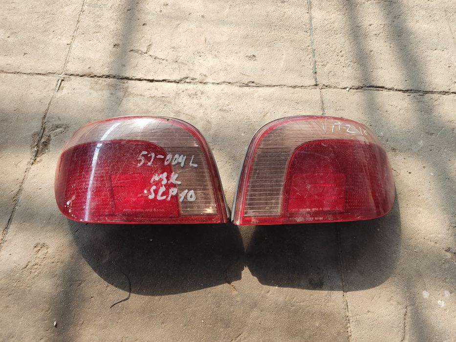 Фонари Toyota Yaris