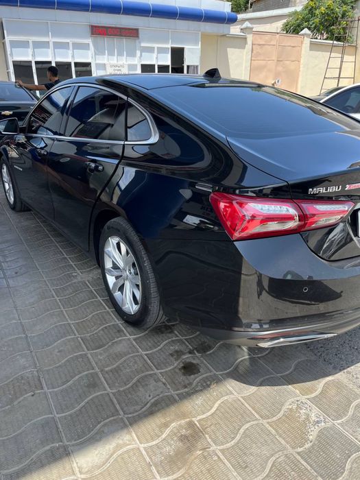 Chevrolet Malibu 2 Premier 2022 57,000