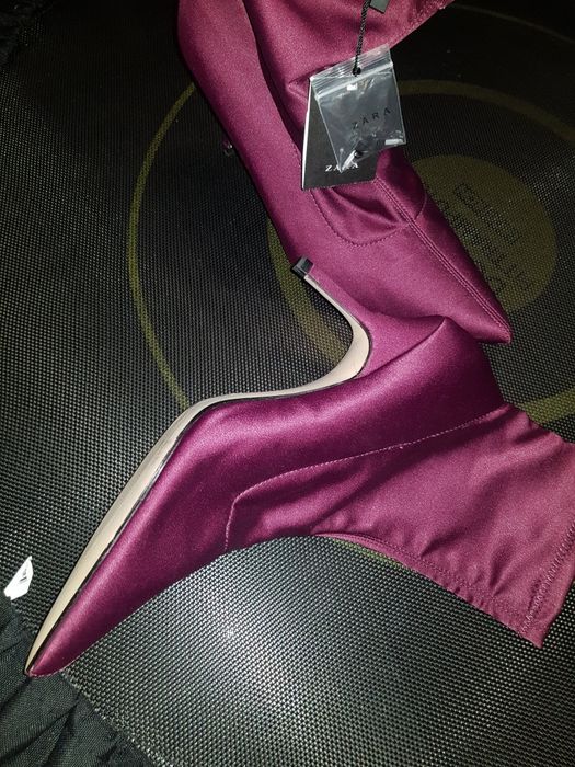 Ghete Botine Zara. Noi cu eticheta