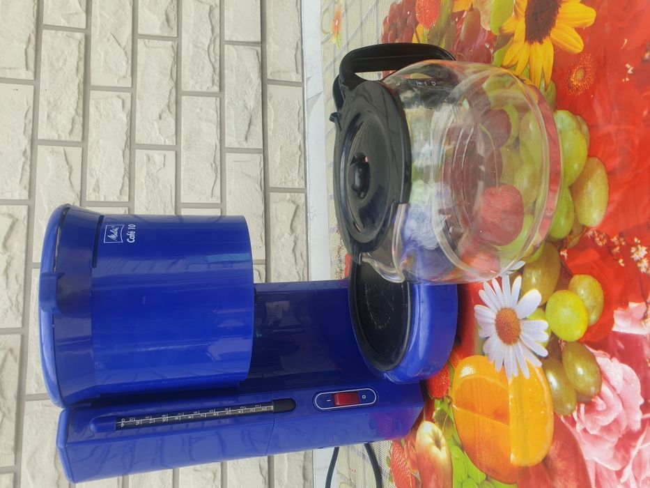 Продам кофеварку