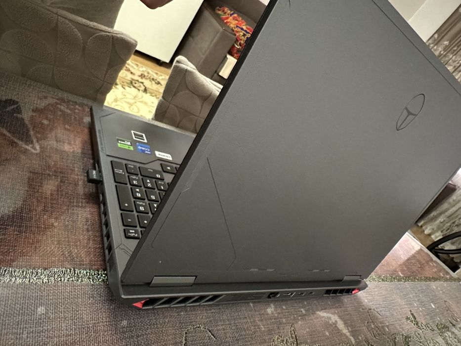 Thunderobot Gravity 16 Pro 1T+ Superlight 2+ Xbox геймпад